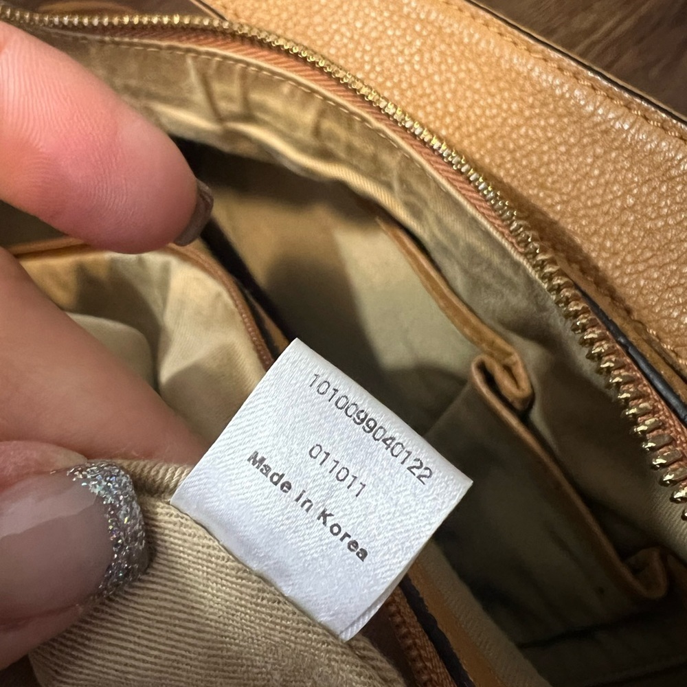 MCM Leather Visetos Shoulder Hobo Bag - Picture 12 of 16